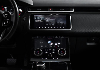 Подержанный автомобиль Land Rover Range Rover Velar 2017 года (16 фото)