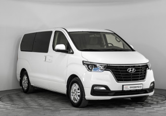 Подержанный автомобиль Hyundai H-1 2018 года (3 фото)