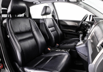 Подержанный автомобиль Honda CR-V 2012 года (12 фото)