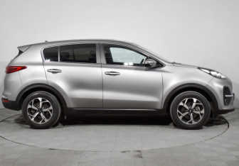 Подержанный автомобиль Kia Sportage 2020 года (4 фото)
