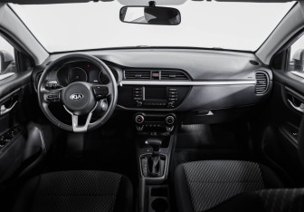 Подержанный автомобиль Kia Rio Sedan 2020 года (9 фото)
