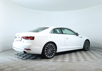 Подержанный автомобиль Audi A5 Coupe 2017 года (5 фото)