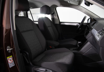 Подержанный автомобиль Volkswagen Tiguan 2020 года (11 фото)