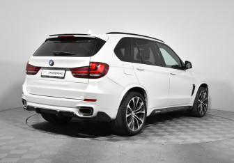 Подержанный автомобиль BMW X5 2018 года (5 фото)
