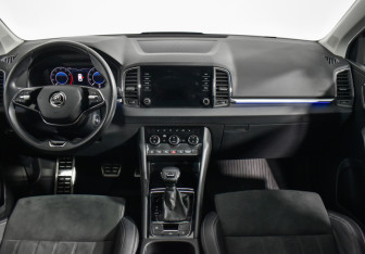 Подержанный автомобиль Skoda Karoq 2021 года (13 фото)