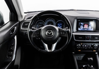 Подержанный автомобиль Mazda CX-5 2016 года (14 фото)
