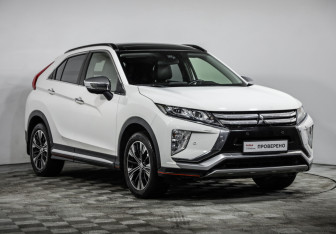 Подержанный автомобиль Mitsubishi Eclipse Cross 2018 года (3 фото)
