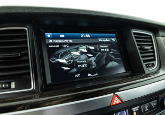 Подержанный автомобиль Hyundai Genesis 2015 года (20 фото)