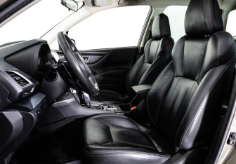 Подержанный автомобиль Subaru Forester Suv 2021 года (24 фото)