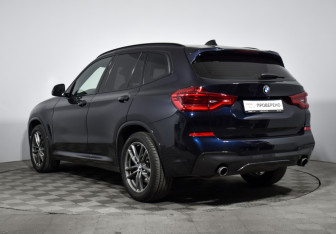 Подержанный автомобиль BMW X3 2019 года (7 фото)