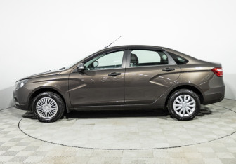 Подержанный автомобиль LADA (ВАЗ) Vesta Sedan 2020 года (8 фото)