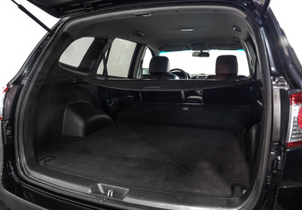 Подержанный автомобиль Hyundai Santa Fe 2011 года (26 фото)
