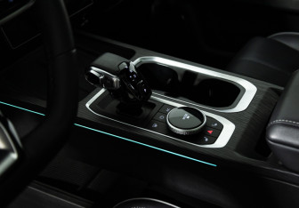 Подержанный автомобиль Jaecoo J7 2025 года (17 фото)