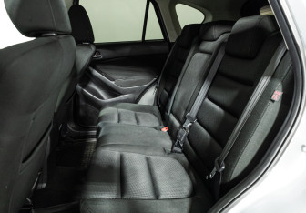 Подержанный автомобиль Mazda CX-5 2012 года (10 фото)