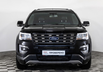 Подержанный автомобиль Ford Explorer 2017 года (2 фото)