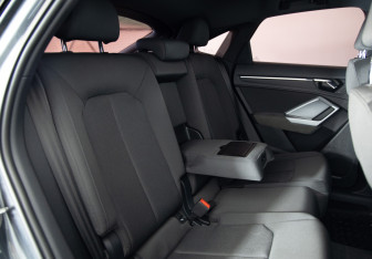 Подержанный автомобиль Audi Q3 Sportback 2020 года (13 фото)
