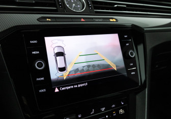 Подержанный автомобиль Volkswagen Arteon 2018 года (20 фото)