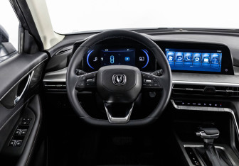 Подержанный автомобиль Changan CS35PLUS 2024 года (12 фото)