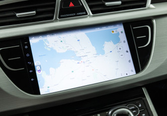 Подержанный автомобиль Geely Atlas 2021 года (15 фото)