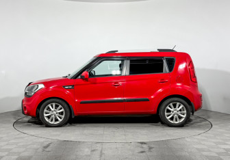 Подержанный автомобиль Kia Soul 2013 года (8 фото)