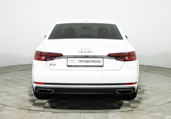 Подержанный автомобиль Audi A4 Sedan 2019 года (6 фото)
