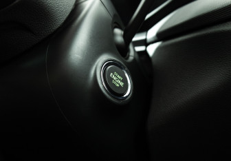 Подержанный автомобиль Skoda Rapid Liftback 2021 года (15 фото)