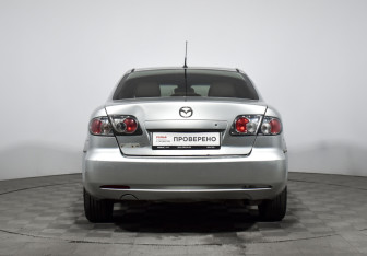 Подержанный автомобиль Mazda 6 Sedan 2005 года (6 фото)