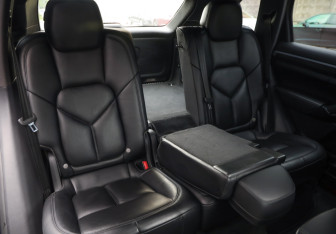 Подержанный автомобиль Porsche Cayenne 2017 года (32 фото)