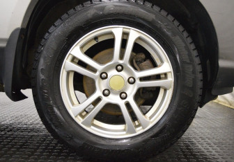 Подержанный автомобиль Kia Sportage 2007 года (9 фото)