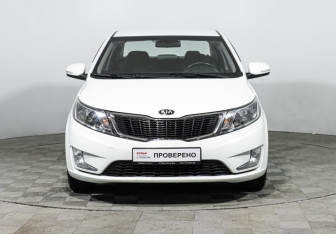 Подержанный автомобиль Kia Rio Sedan 2013 года (2 фото)