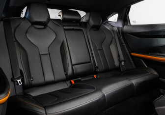 Подержанный автомобиль Changan UNI-V 2024 года (30 фото)