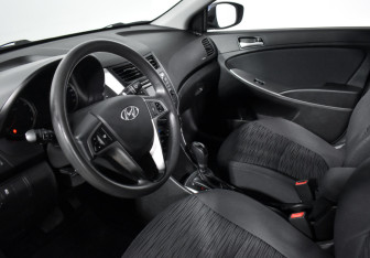 Подержанный автомобиль Hyundai Solaris Sedan 2016 года (8 фото)