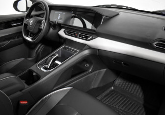 Подержанный автомобиль Evolute i-PRO 2024 года (12 фото)