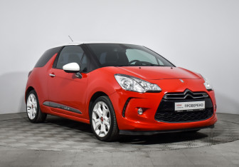 Подержанный автомобиль Citroen DS3 Hatchback 2013 года (3 фото)