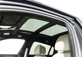 Подержанный автомобиль BMW X6 2020 года (15 фото)