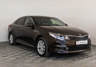 Подержанный автомобиль Kia Optima Sedan 2017 года (3 фото)
