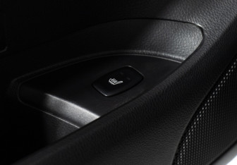 Подержанный автомобиль Mitsubishi Pajero Sport 2018 года (20 фото)