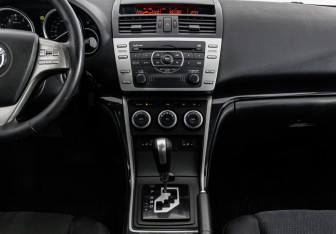 Подержанный автомобиль Mazda 6 Sedan 2008 года (13 фото)