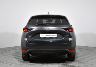 Подержанный автомобиль Mazda CX-5 2017 года (6 фото)