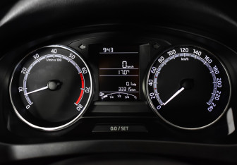 Подержанный автомобиль Skoda Rapid Liftback 2019 года (11 фото)