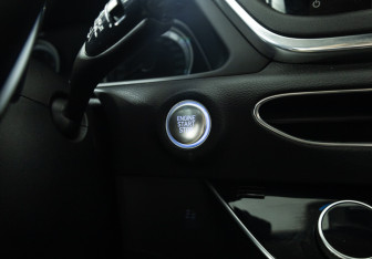 Подержанный автомобиль Hyundai Sonata 2020 года (17 фото)