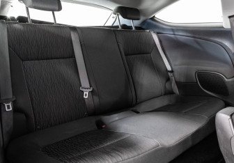 Подержанный автомобиль Opel Astra Hatchback 2012 года (18 фото)