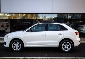 Подержанный автомобиль Audi Q3 2014 года (8 фото)