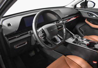 Подержанный автомобиль Omoda C5 2023 года (9 фото)