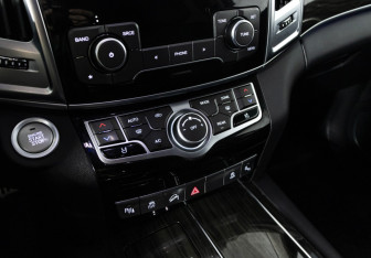 Подержанный автомобиль Haval H9 2021 года (17 фото)