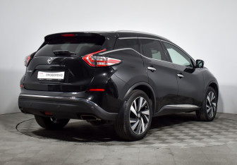 Подержанный автомобиль Nissan Murano Suv 2016 года (5 фото)