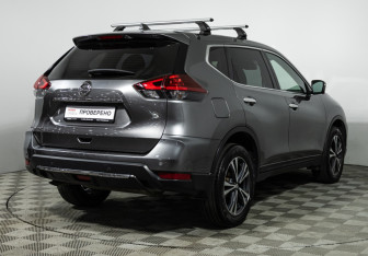 Подержанный автомобиль Nissan X-Trail 2021 года (5 фото)