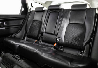 Подержанный автомобиль Land Rover Discovery Sport 2017 года (19 фото)