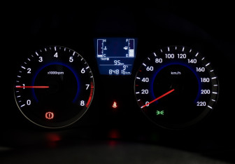 Подержанный автомобиль Hyundai Solaris Hatchback 2016 года (19 фото)