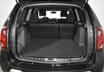 Подержанный автомобиль Renault Duster 2017 года (19 фото)